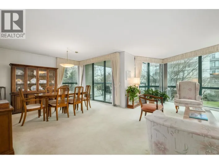 101 1427 DUCHESS AVENUE, West Vancouver