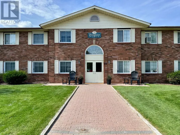 101 - 15 CLIFTON STREET, Kawartha Lakes