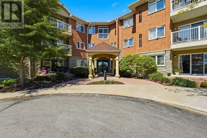 101 - 15 HEARTWOOD DRIVE, Belleville