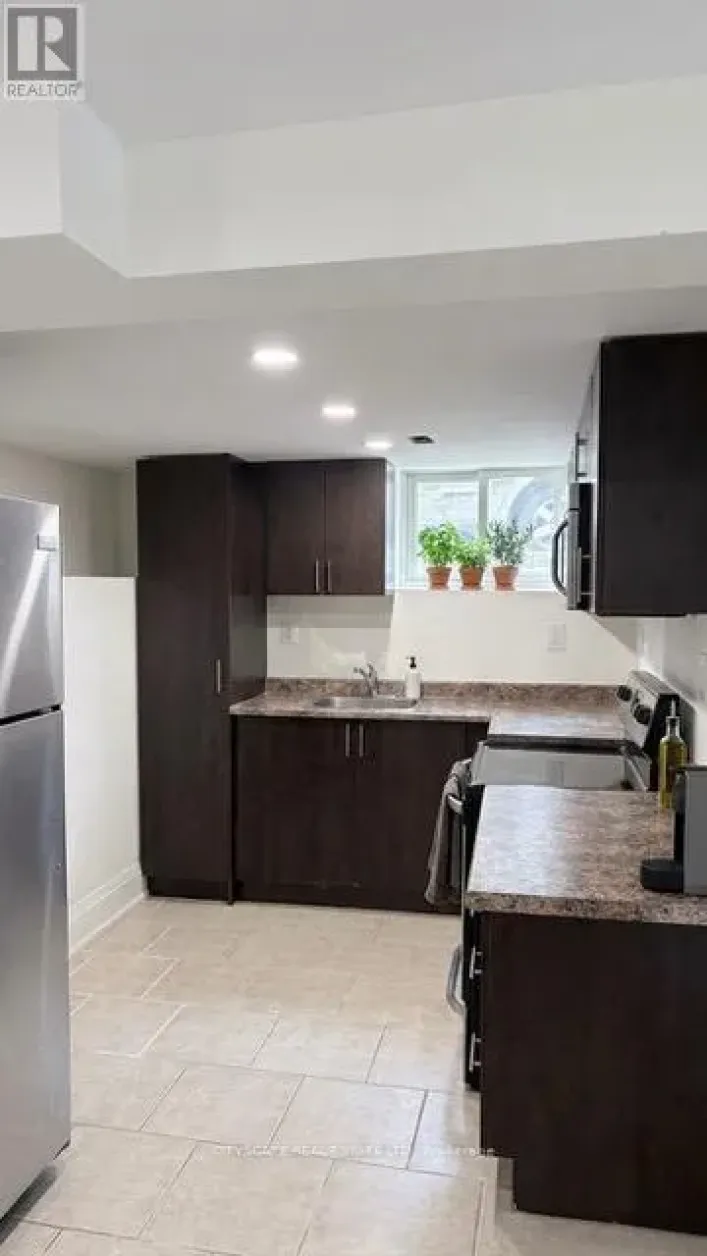 101 - 15 SANAGAN ROAD, Toronto