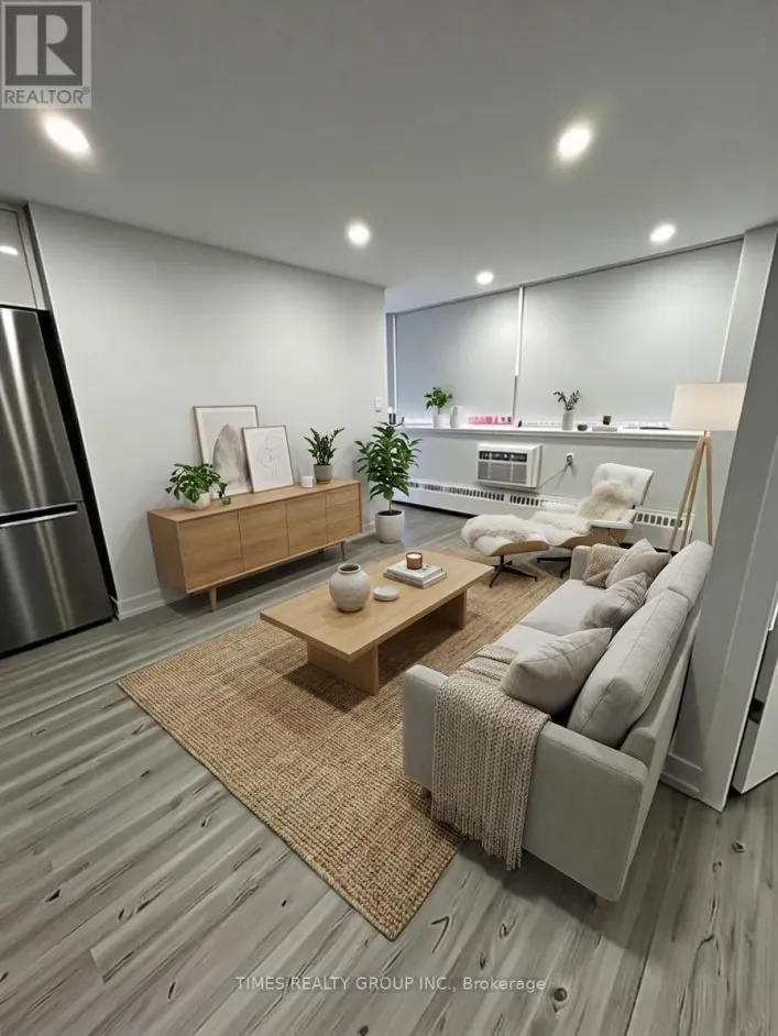 101 - 15 WALMER ROAD, Toronto