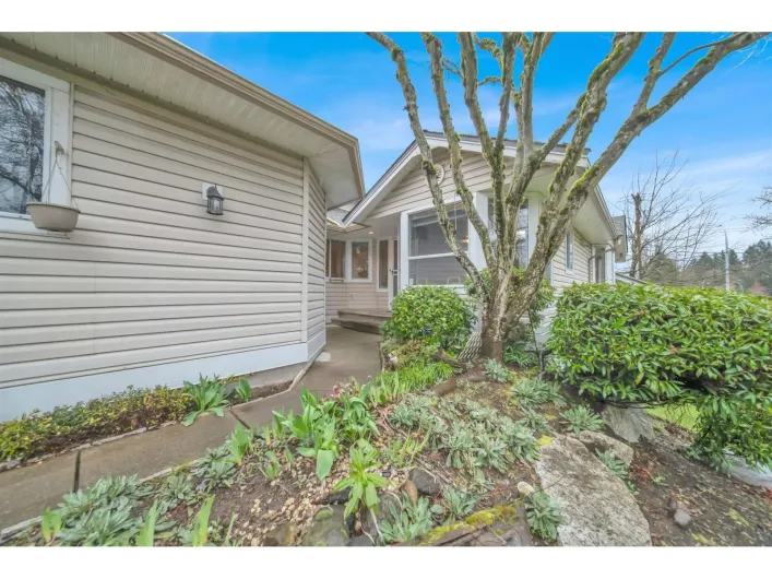 101 16071 82 AVENUE, Surrey