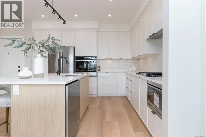 101 1810 Selenite Pl, Langford