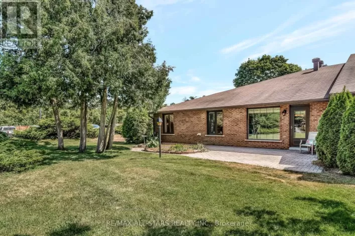 101 - 200 EAST STREET S, Kawartha Lakes