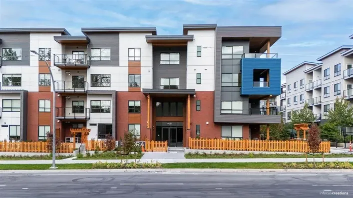 101 20286 72B AVENUE, Langley