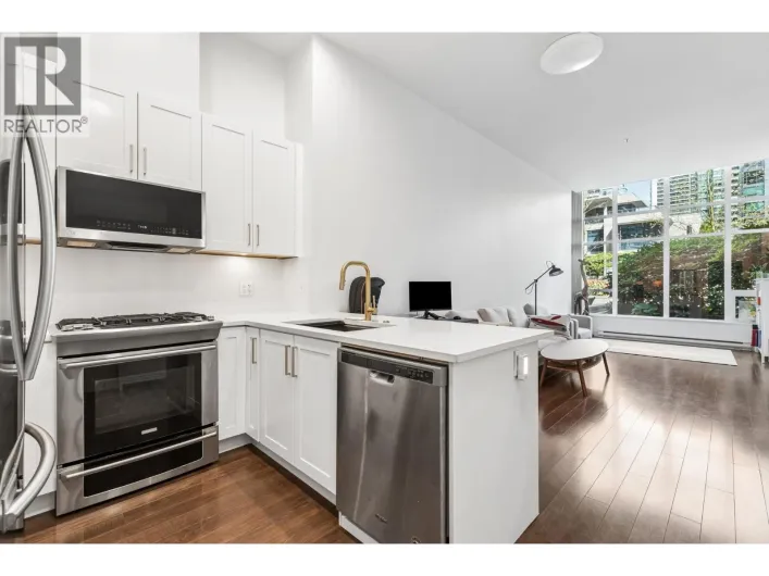 101 2077 ROSSER AVENUE, Burnaby
