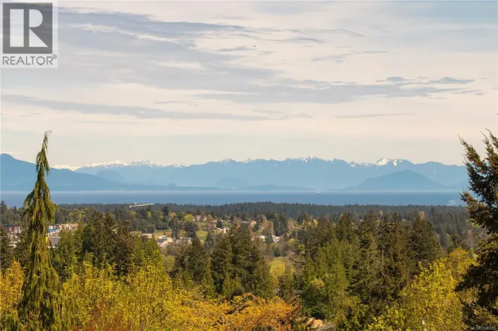 101 2302 Arbot Rd, Nanaimo