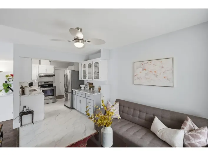 101 2414 CHURCH STREET, Abbotsford