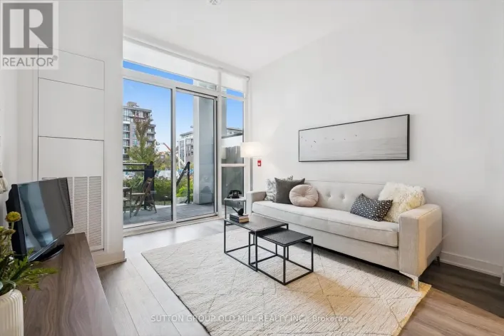 101 - 25 NEIGHBOURHOOD LANE, Toronto