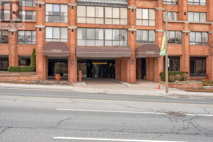 101 - 2900 YONGE STREET, Toronto