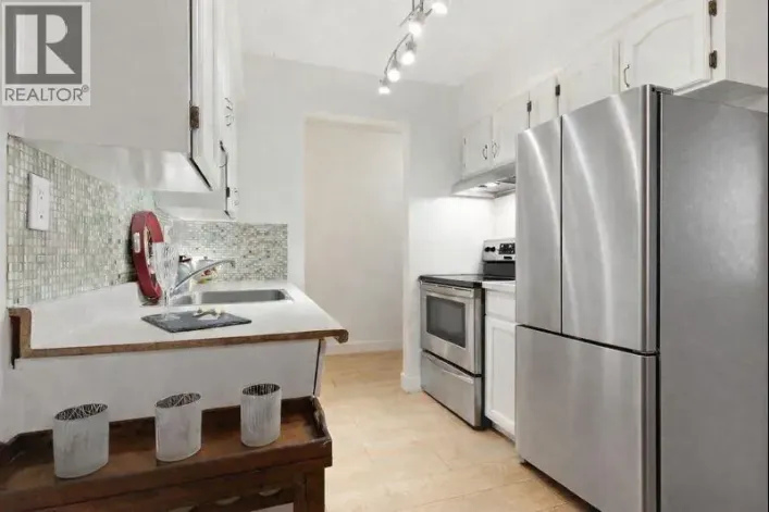 101 2910 ONTARIO STREET, Vancouver