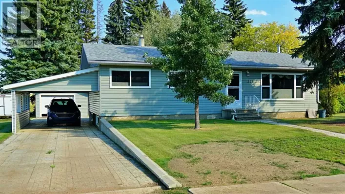 101 2nd Street E, Derwent