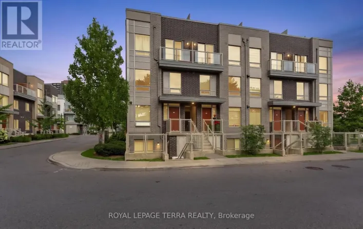 101 - 3 APPLEWOOD LANE, Toronto