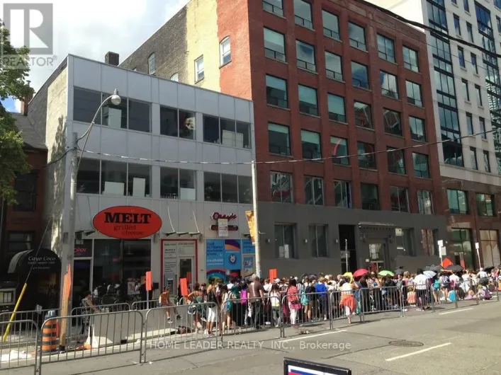 101 - 300 RICHMOND STREET W, Toronto