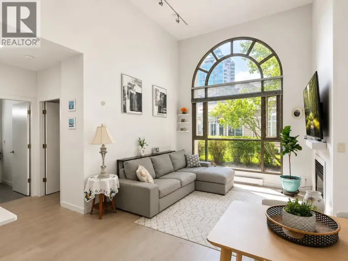 101 3070 GUILDFORD WAY, Coquitlam