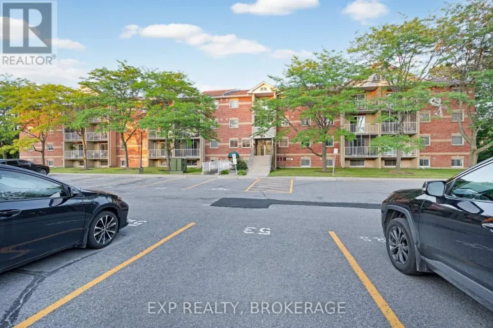 101 - 316 KINGSDALE AVENUE, Kingston