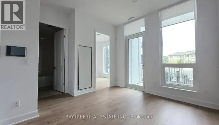 Apartment for rent: 101 - 3240 WILLIAM COLTSON AVENUE, Oakville
