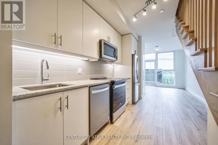 101 - 335 WHEAT BOOM DRIVE, Oakville