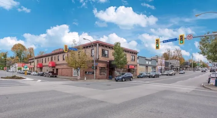 101 33790 ESSENDENE AVENUE, Abbotsford