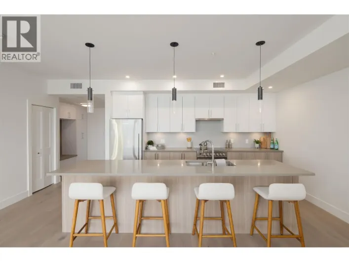 101 3405 MAMQUAM ROAD, Squamish