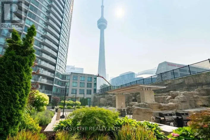 101 - 373 FRONT STREET W, Toronto