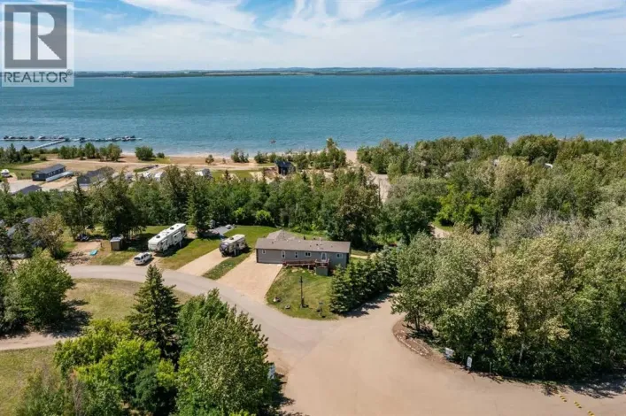 101, 41310 Range Road 282, Rural Lacombe County