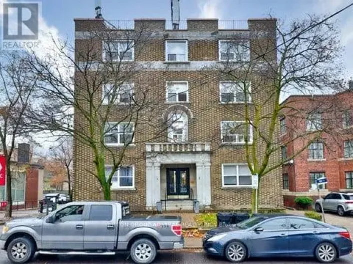 101 - 448 SPADINA ROAD, Toronto