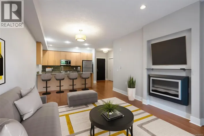 101 4529 West Saanich Rd, Saanich