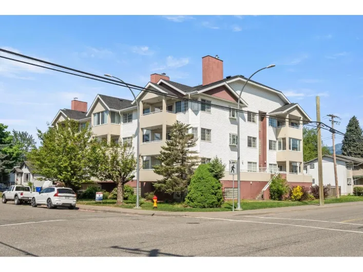 101 46199 MARGARET AVENUE|Chilliwack Proper East, Chilliwack