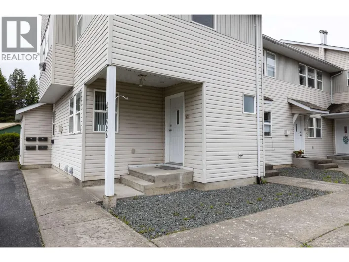 101 4822 LAZELLE AVENUE, Terrace