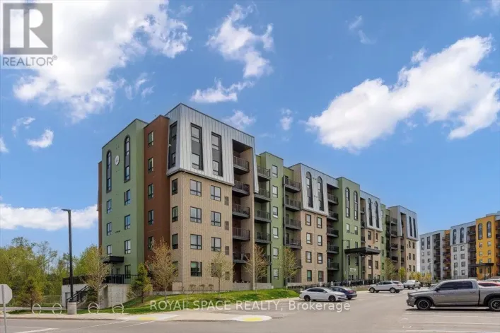 101 - 5 CHEF LANE, Barrie