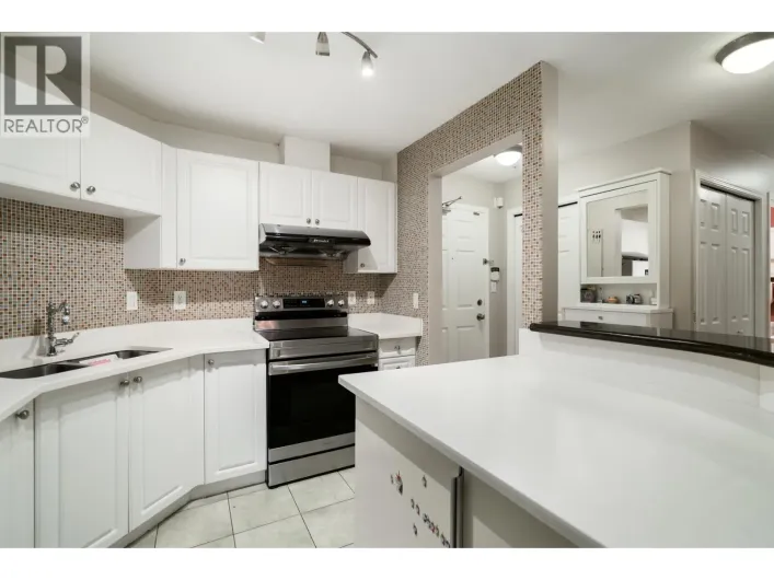 101 519 TWELFTH STREET, New Westminster