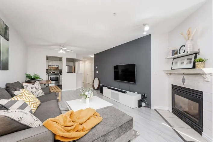 101 5765 GLOVER ROAD, Langley