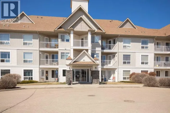 101, 60 Jacobs Close, Red Deer