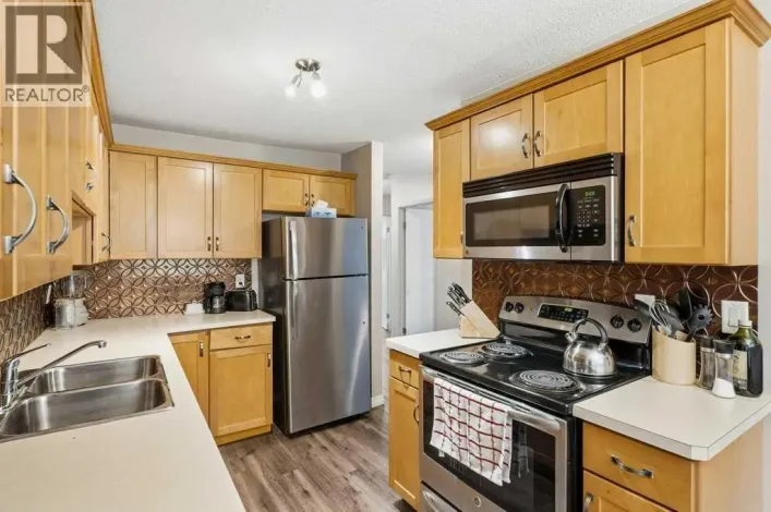 101, 6108 53 Street, Olds