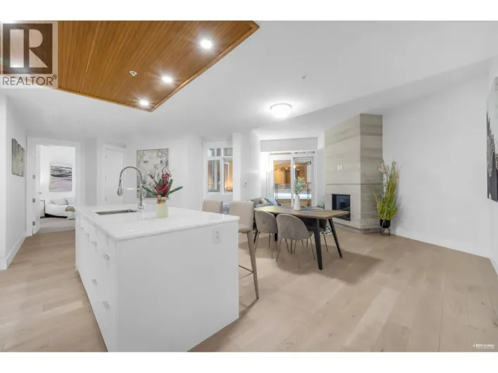 101 6699 NELSON AVENUE, West Vancouver