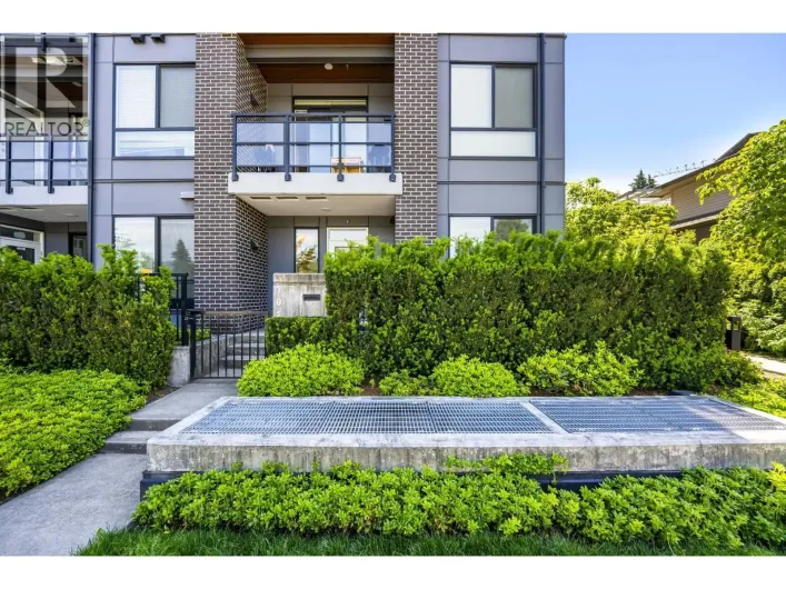 101 700 CLARKE ROAD, Coquitlam