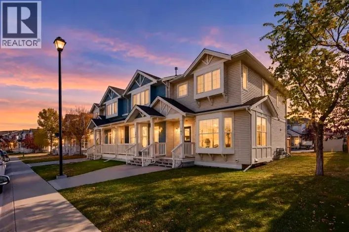 101, 703 Luxstone Square SW, Airdrie