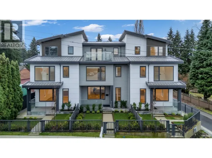 101 706 SMITH AVENUE, Coquitlam