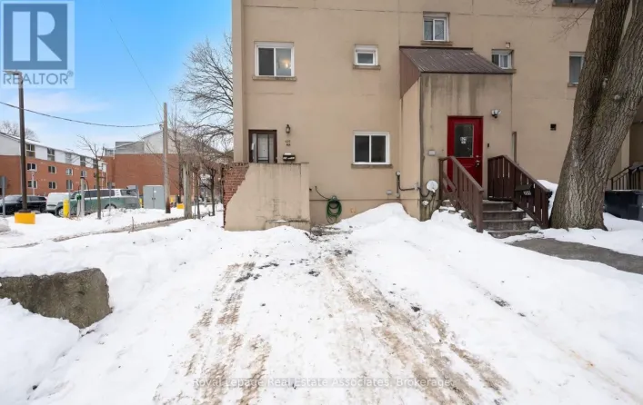 101 - 829 RICHMOND STREET W, Toronto