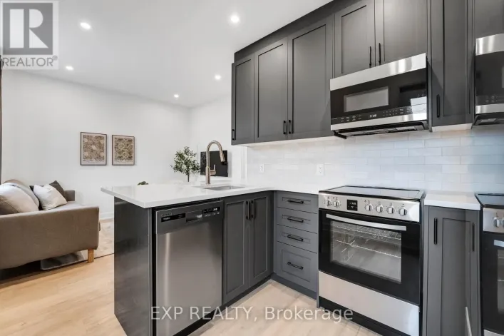 101 - 887 SOMERSET STREET W, Ottawa