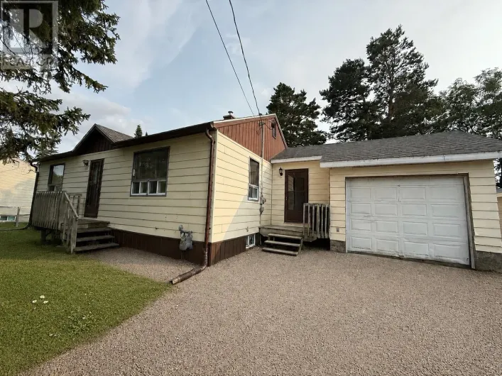 101 Balsam DR, Longlac