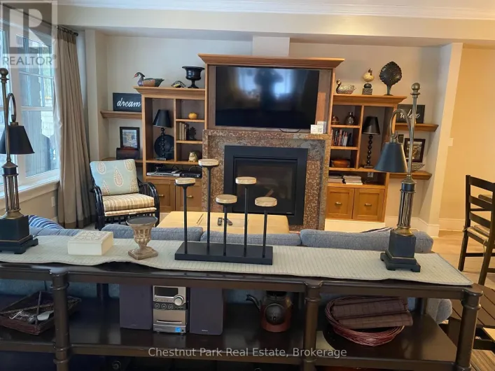 101 EMERALD HILL COURT S, Seguin