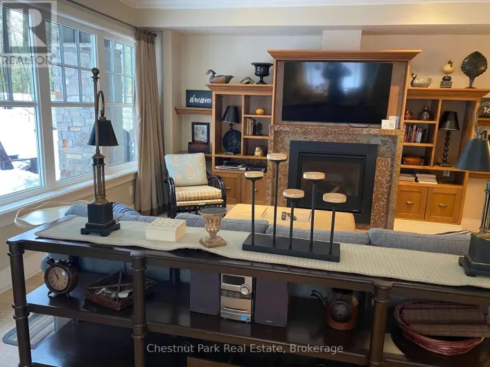 101 EMERALD HILL COURT S, Seguin