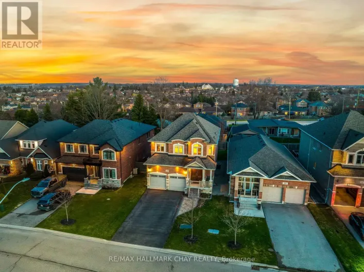 101 GARDINER DRIVE, Bradford West Gwillimbury