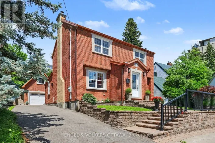 101 IVY CRESCENT, Ottawa