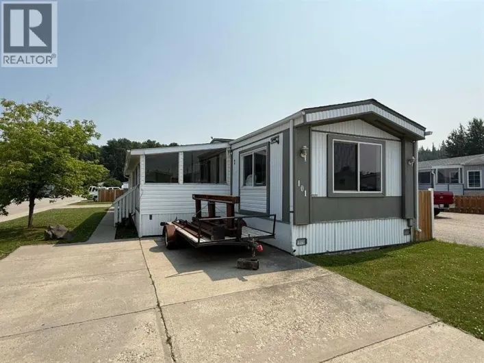 101 Litke Cove, Hinton