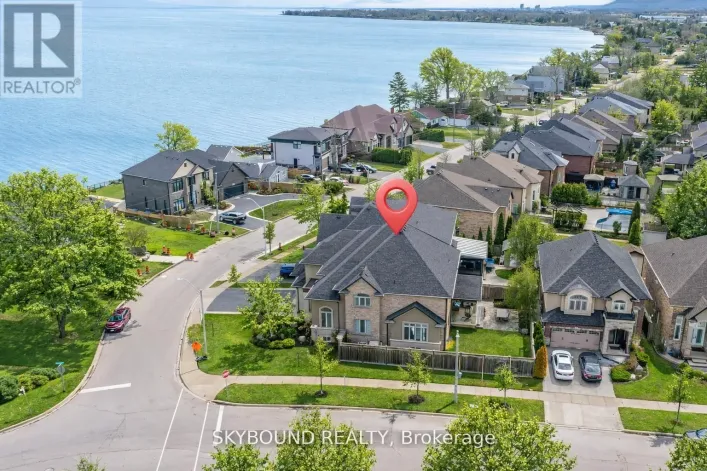 101 SEABREEZE CRESCENT, Hamilton