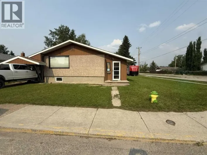 101 Simpson Street, Hinton