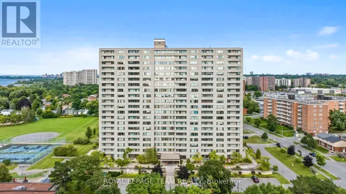 Apartment for sale: 1010 - 2625 REGINA STREET, Ottawa